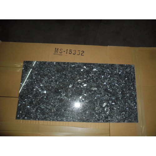 Labrador Blue Pearl GT - Blocknummer: M15352